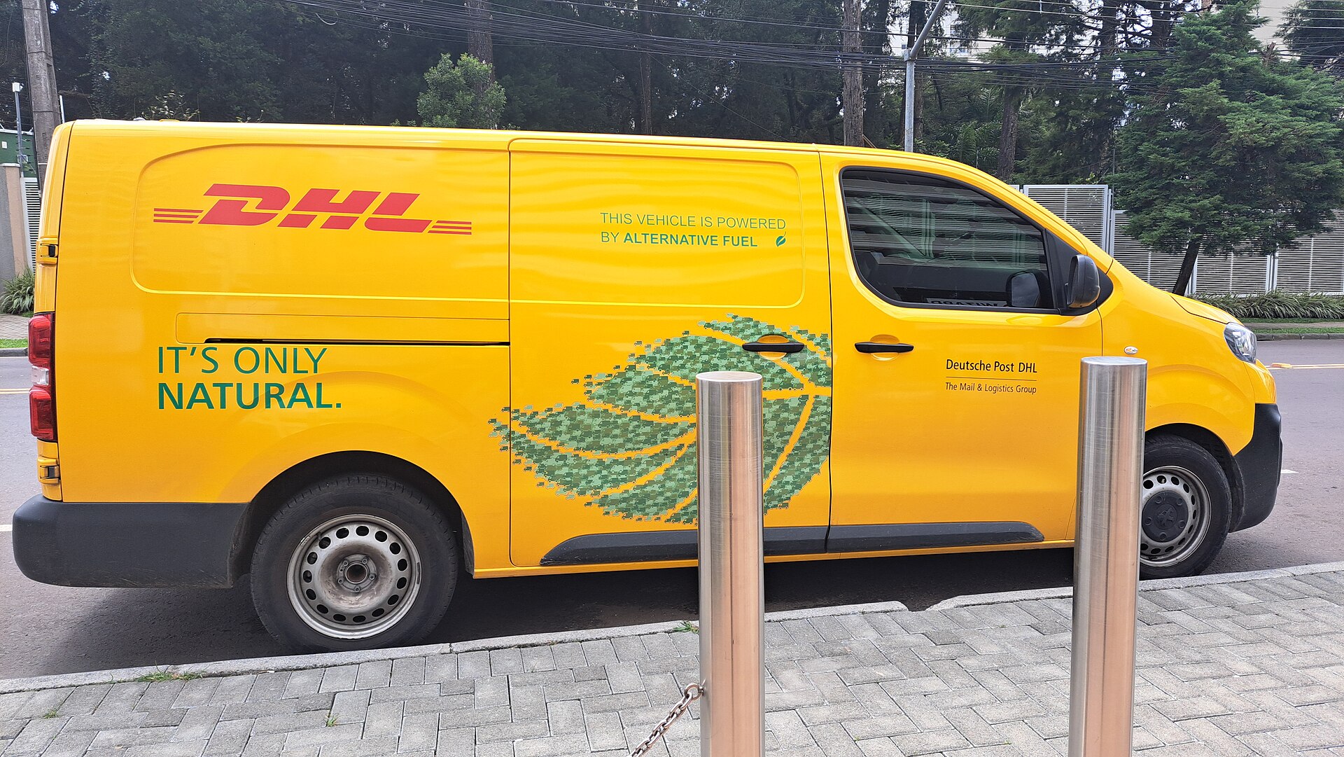 Elektrische DHL-bestelbus